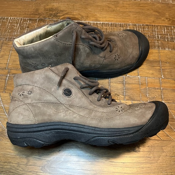 KEEN Presidio Leather Floral Lace-Up Walking/Hiking Shoes - Picture 2 of 10